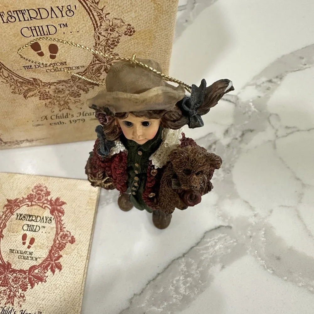 BOYDS BEAR YESTERDAYS CHILD‎ DOLLSTONE CANDICE MATTHEW GATHER APPLES ORN 25851